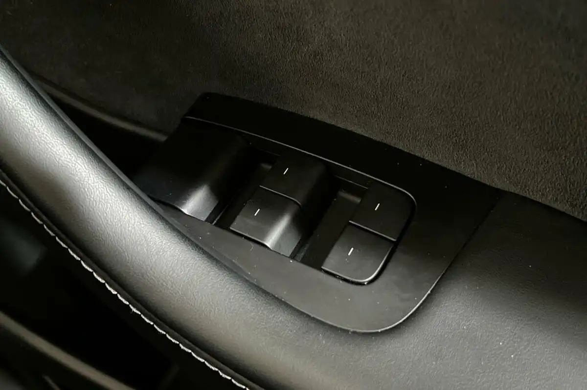 2021-tesla-model-3-e-standard-plus-big-33