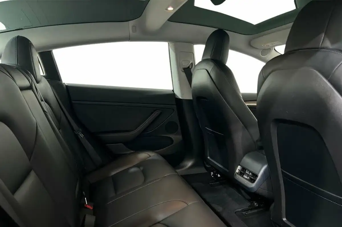 2021-tesla-model-3-e-standard-plus-big-7