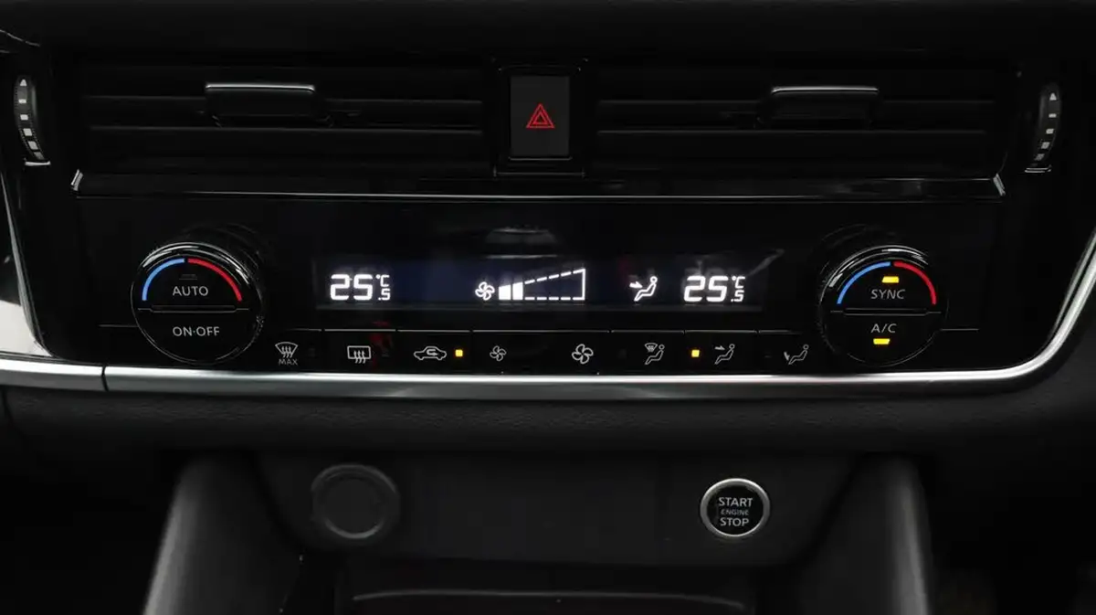 2022-nissan-qashqai-13-dig-t-n-connecta-140ps-big-12