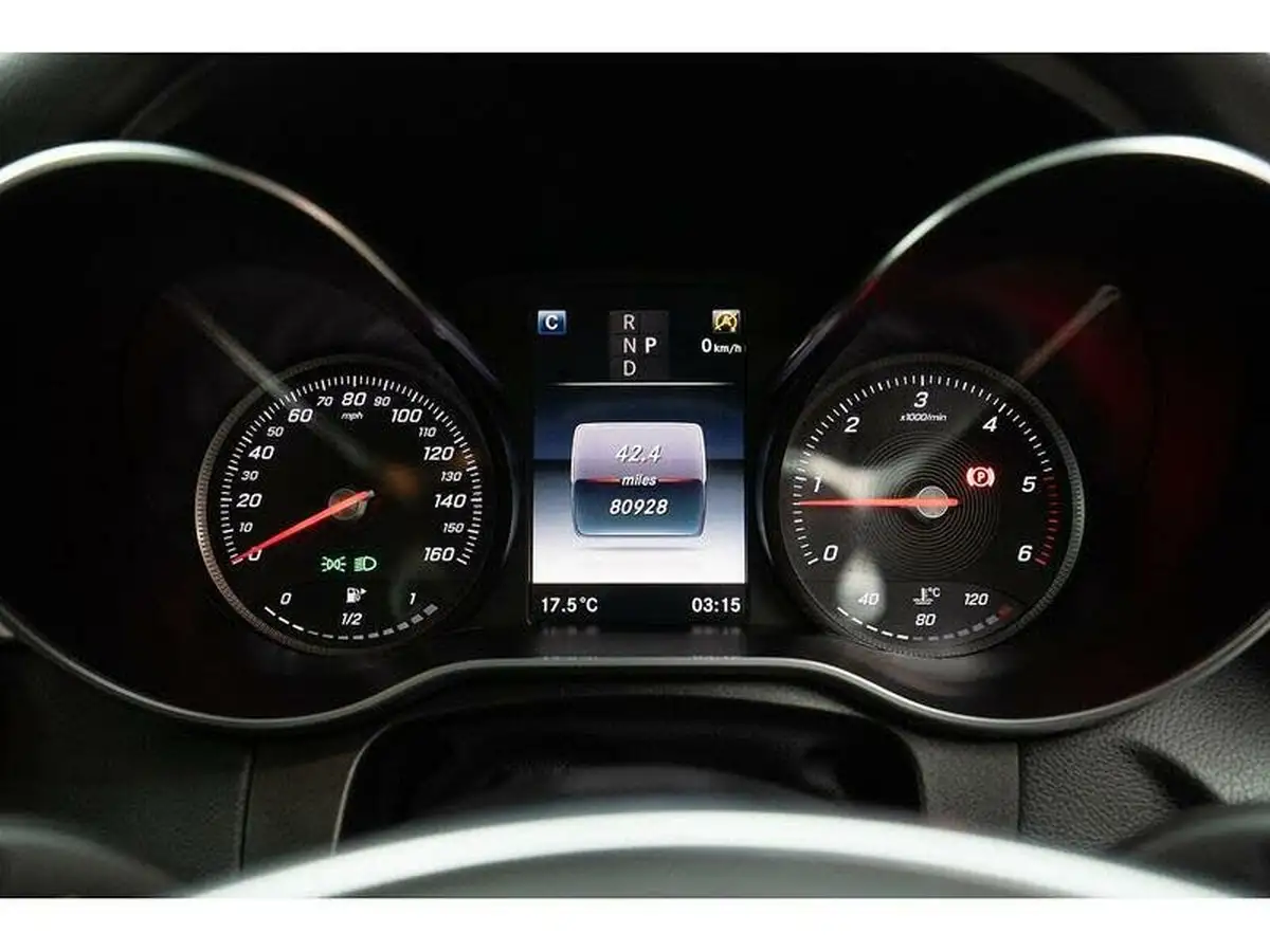 2018-mercedes-benz-glc-class-21d-glc250d-amg-line-premiumss-station-wagon-5d-big-27