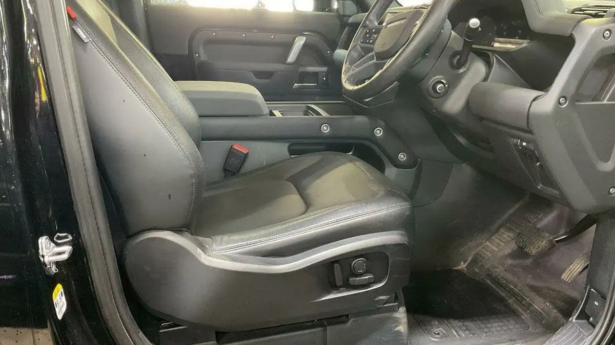 2022-land-rover-90-defender-30-d250-x-dynamic-hse-big-6