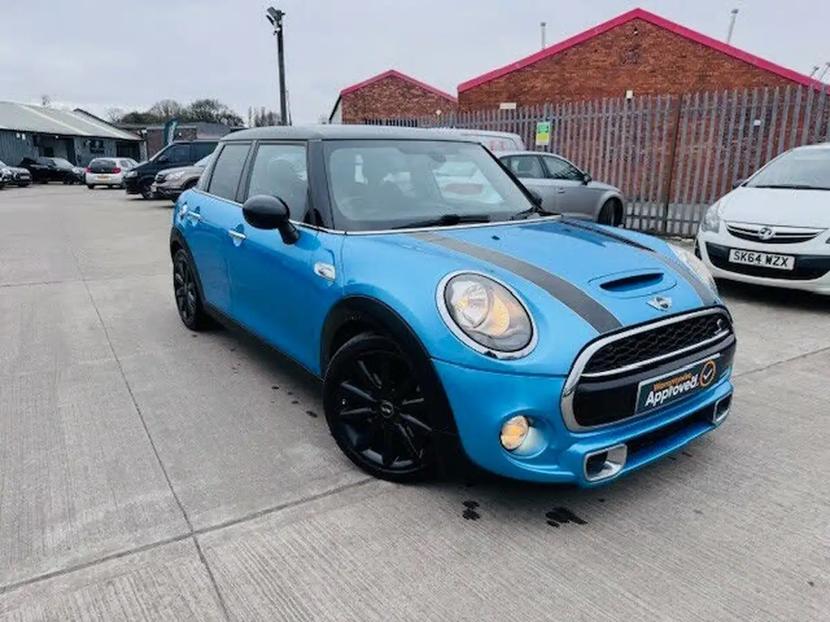 2016-mini-cooper-20-cooper-s-ss-hatchback-5d-big-0