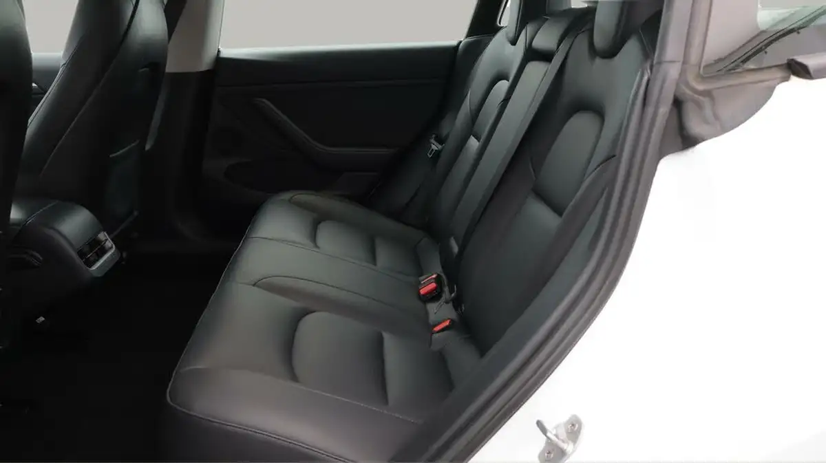 2021-tesla-model-3-e-long-range-4x4-big-16