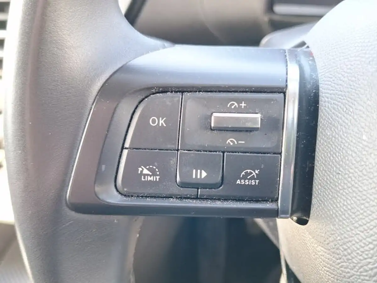 2022-citroen-c4-12-puretech-shine-130ps-big-14