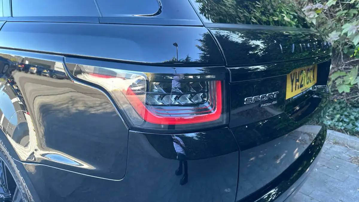 2021-land-rover-range-rover-sport-20-p400e-hse-dynamic-big-18