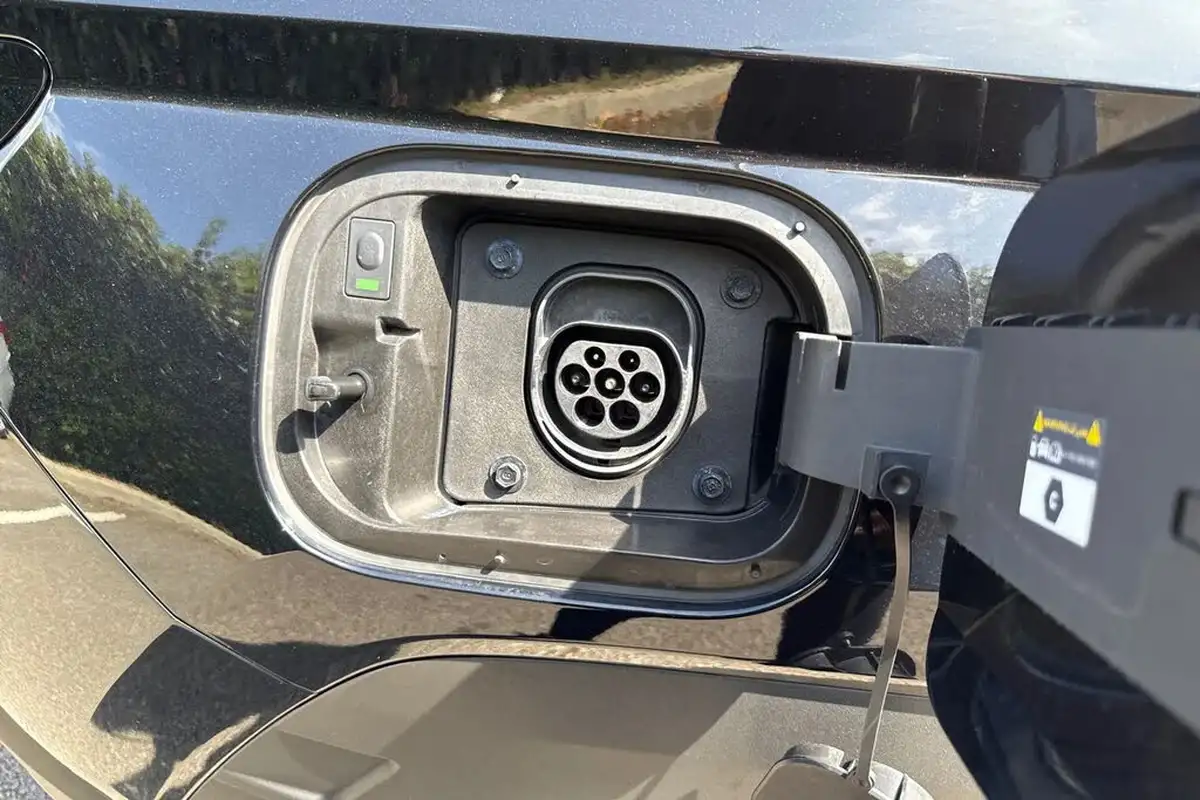 2022-hyundai-tucson-16-t-gdi-ultimate-265ps-4wd-phev-auto-big-30