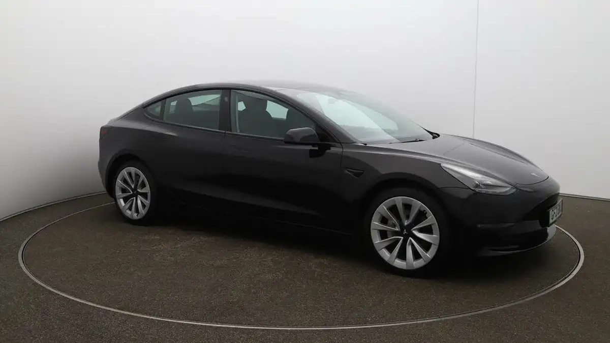 2021-tesla-model-3-e-long-range-4x4-big-43