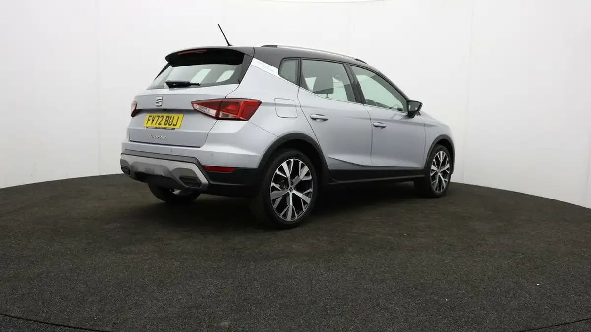 2023-seat-arona-10-tsi-xperience-lux-110ps-big-9