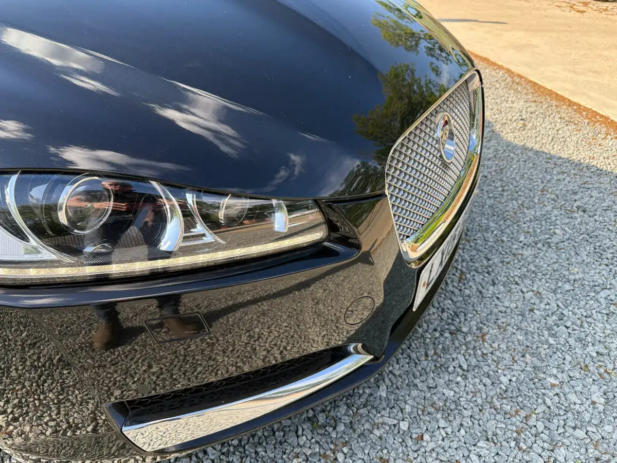 2015-jaguar-xf-22td-luxury-163ps-saloon-4d-big-39