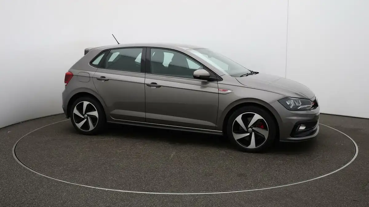 2019-volkswagen-polo-20-tsi-gti-big-45