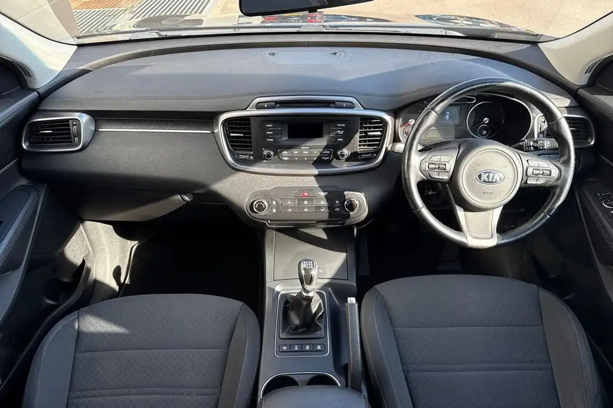 2016-kia-sorento-22-crdi-kx-1-big-35