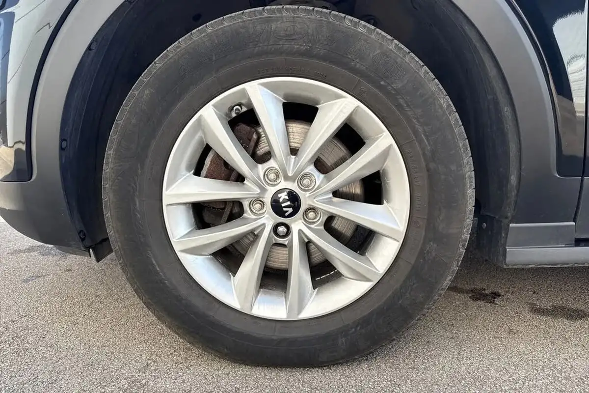 2016-kia-sorento-22-crdi-kx-1-big-11