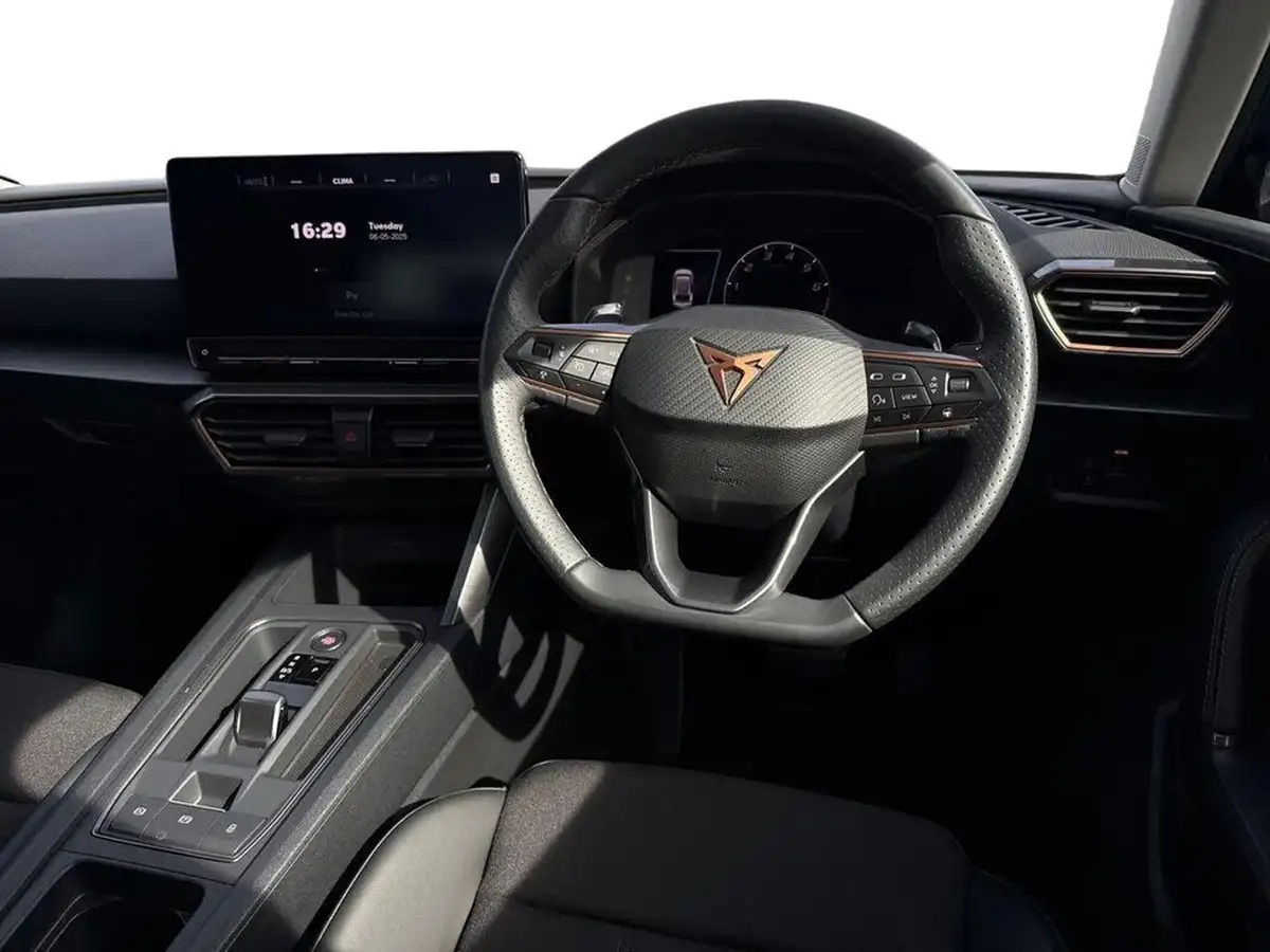 2024-cupra-leon-nf-15-etsi-v1-estate-big-12