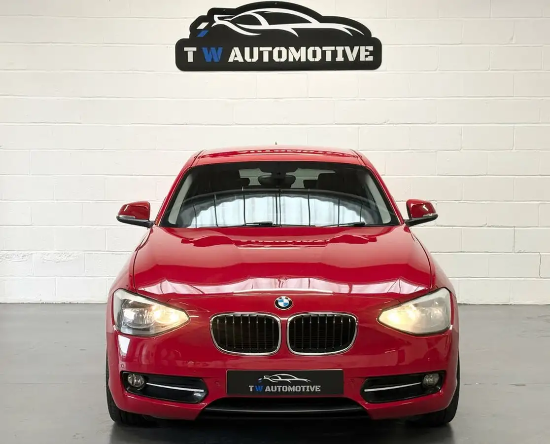 2012-bmw-1-series-20td-118d-sport-hatchback-5d-big-1