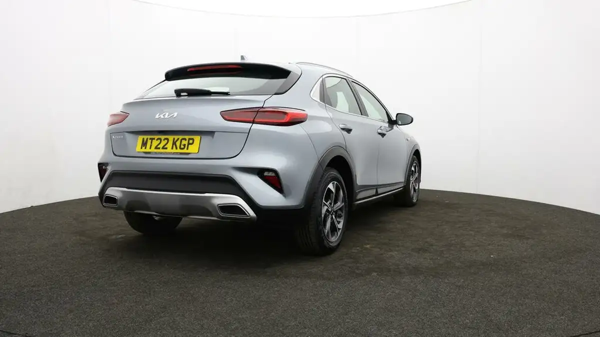 2022-kia-xceed-10-t-gdi-2-big-75