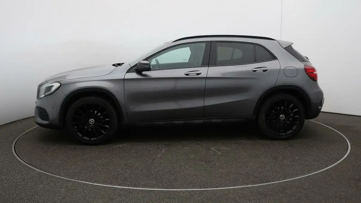 2020-mercedes-benz-gla-class-16-gla-200-amg-line-edition-plus-7g-dct-big-59