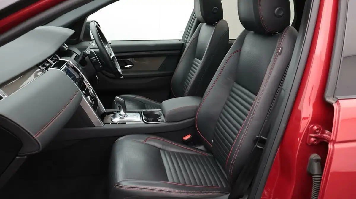 2021-land-rover-discovery-sport-20-p290-black-big-14