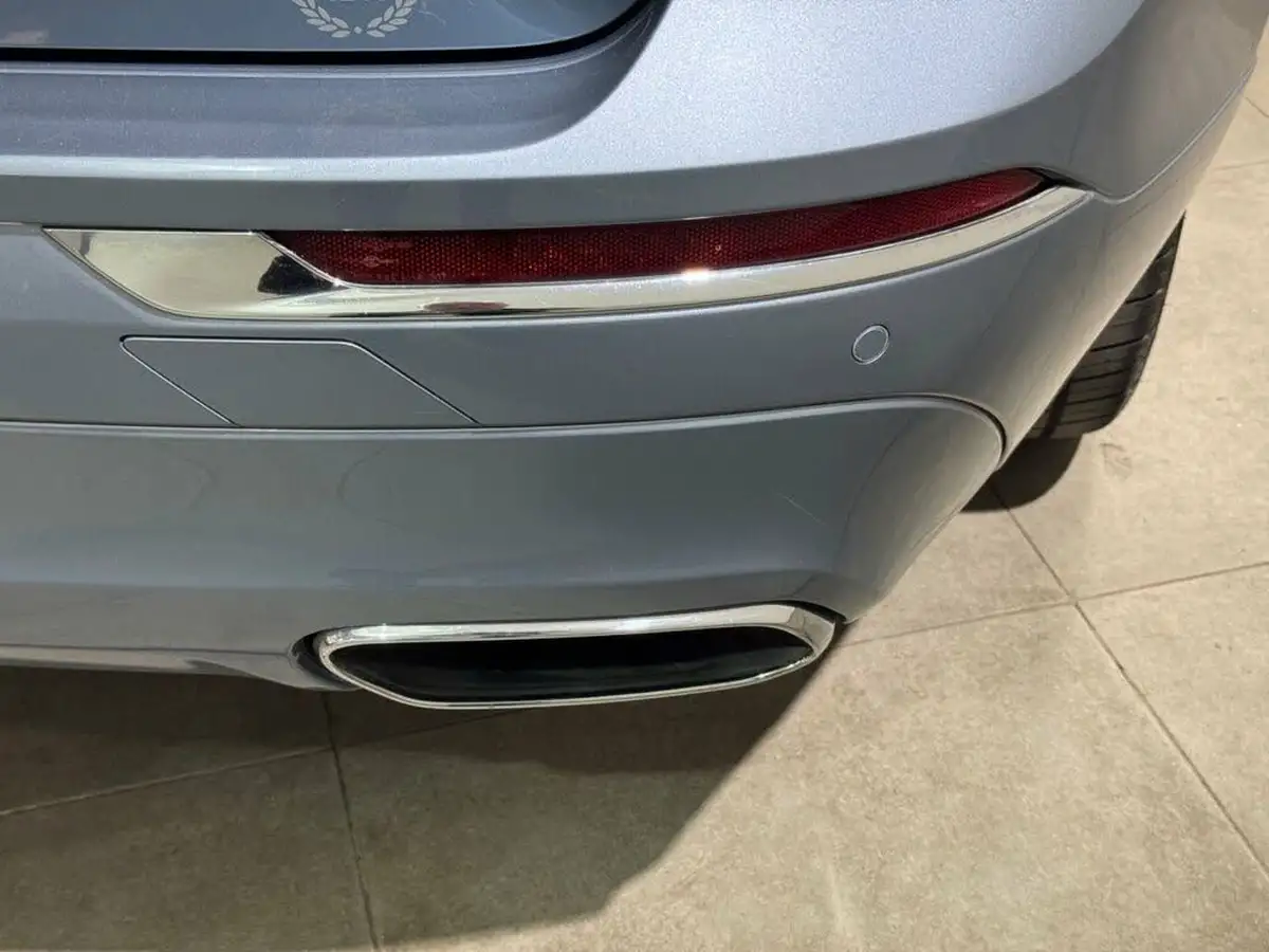 2018-volvo-xc60-20-t8-inscription-pro-390bhp-twin-engine-big-28