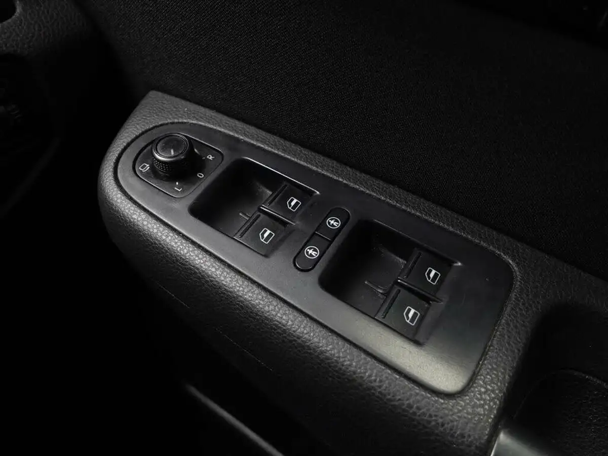 2016-seat-alhambra-20tdi-se-dsg-big-23