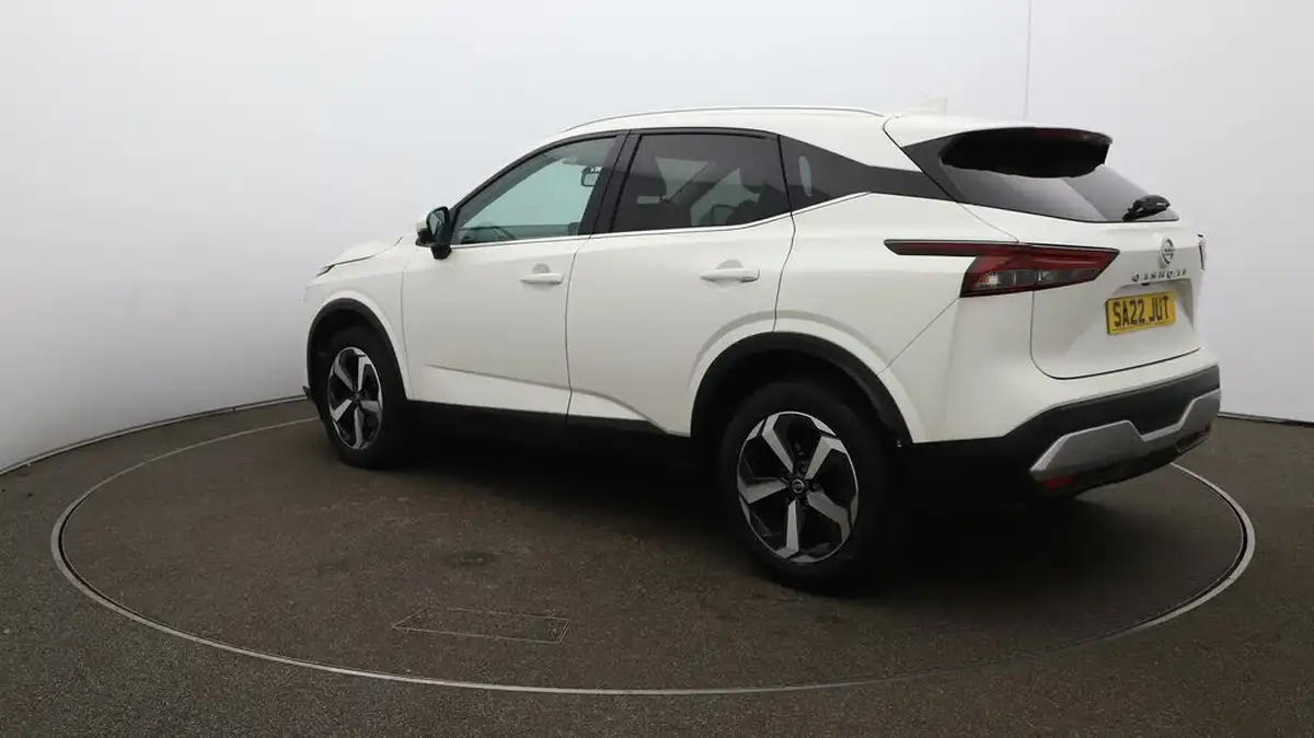 2022-nissan-qashqai-13-dig-t-n-connecta-140ps-big-54
