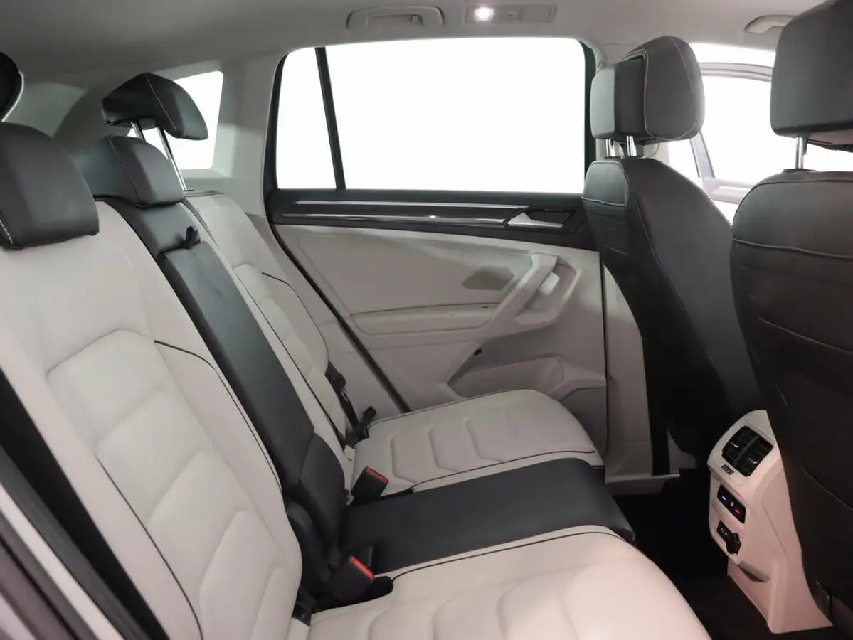 2021-volkswagen-tiguan-20-tsi-elegance-big-52