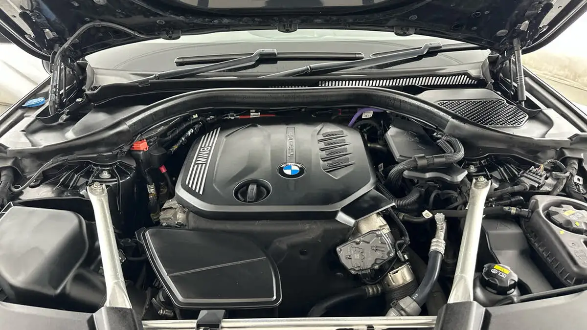 2022-bmw-5-series-20td-520d-m-sport-mht-touring-5d-big-15