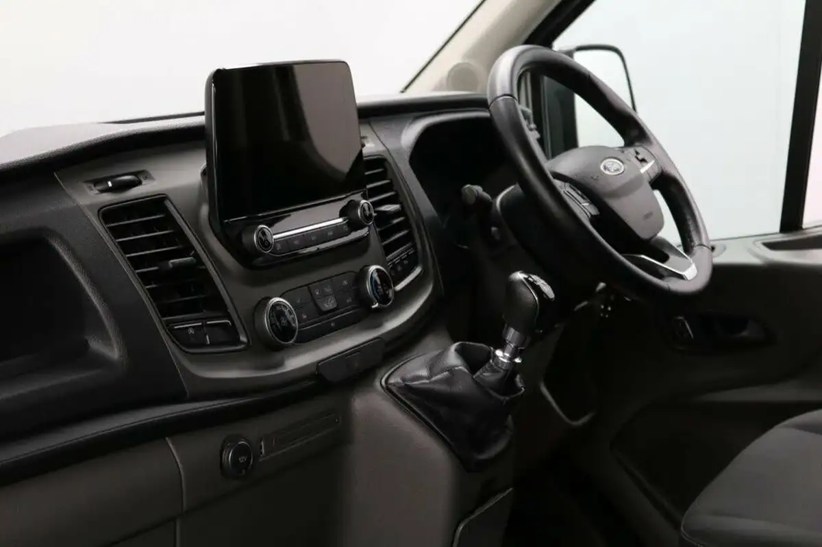 2021-ford-transit-20tdci-350-l2h3-trend-130pseu6dt-panel-van-big-35