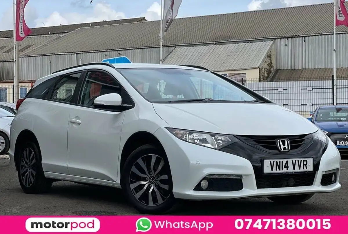 2014-honda-civic-16td-se-plus-tourer-big-2