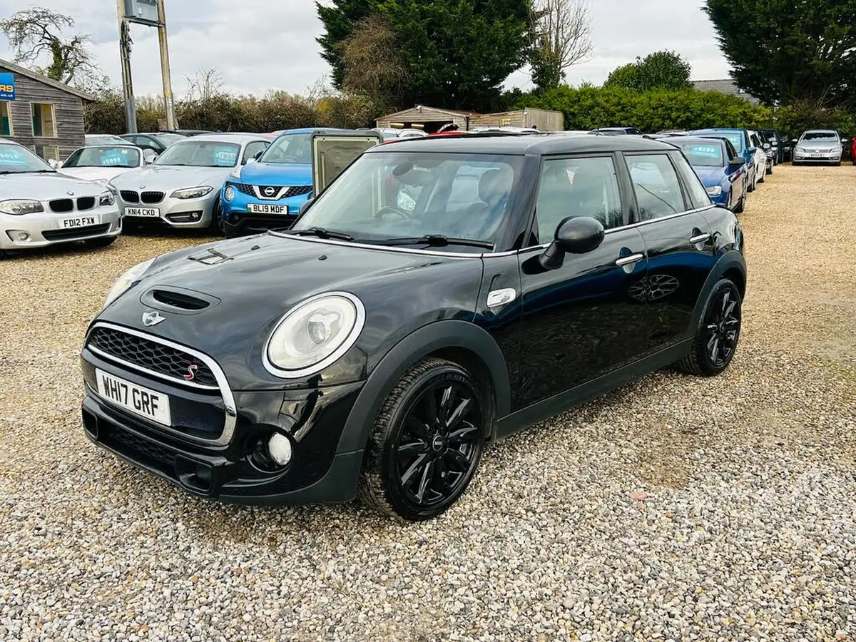 2017-mini-cooper-20-cooper-s-ss-hatchback-5d-big-4