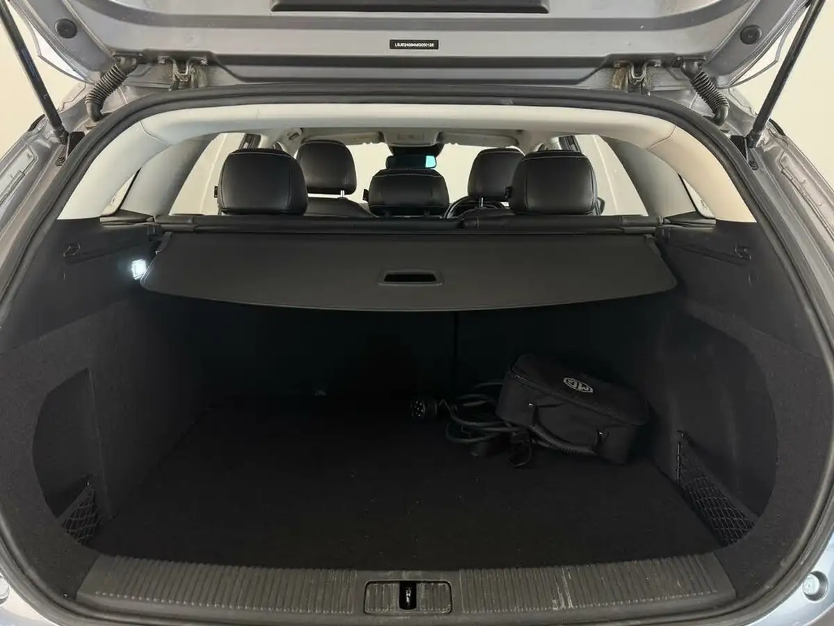 2021-mg-mg5-e-exclusive-ev-long-range-big-49