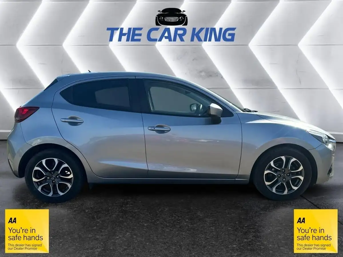 2015-mazda-mazda2-15-sport-nav-115ps-big-6