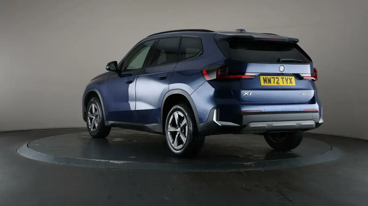2022-bmw-x1-20td-sdrive18d-sport-steptronic-big-72