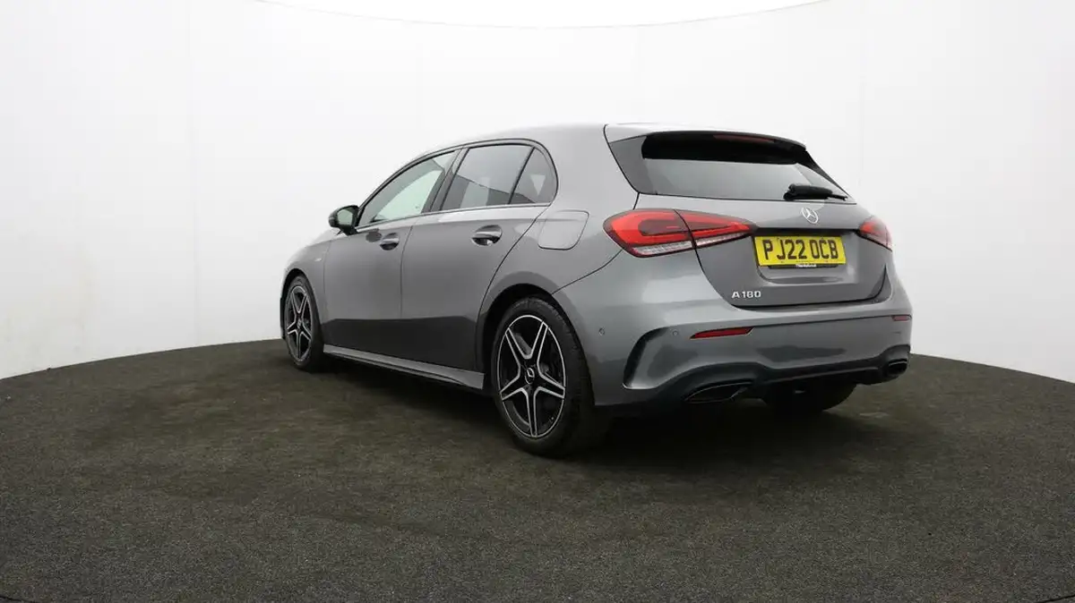 2022-mercedes-benz-a-class-13-a180-amg-line-executive-edition-hatchback-5d-7g-dct-big-77