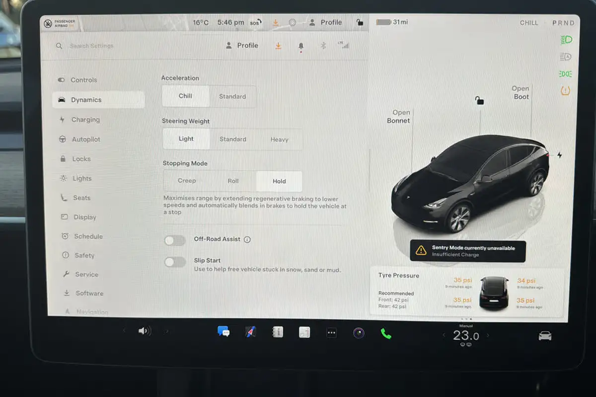 2022-tesla-model-y-e-long-range-big-38