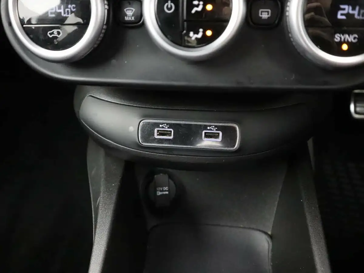 2021-fiat-500x-10-firefly-turbo-sport-big-31