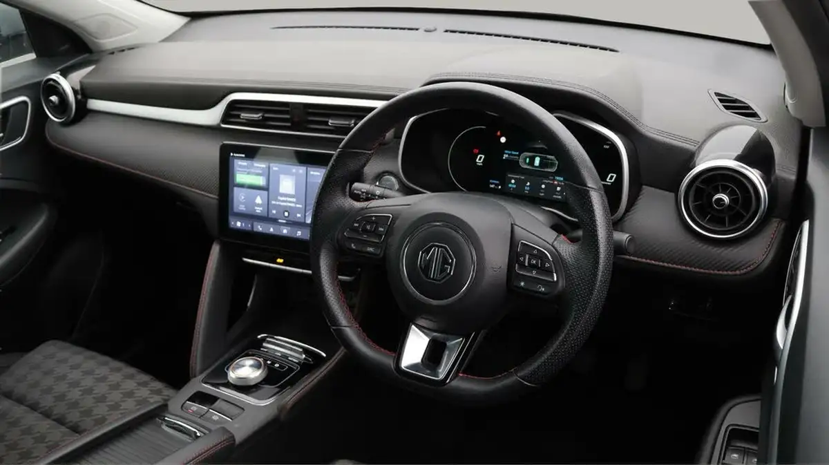2022-mg-zs-suv-e-se-ev-176ps-big-9