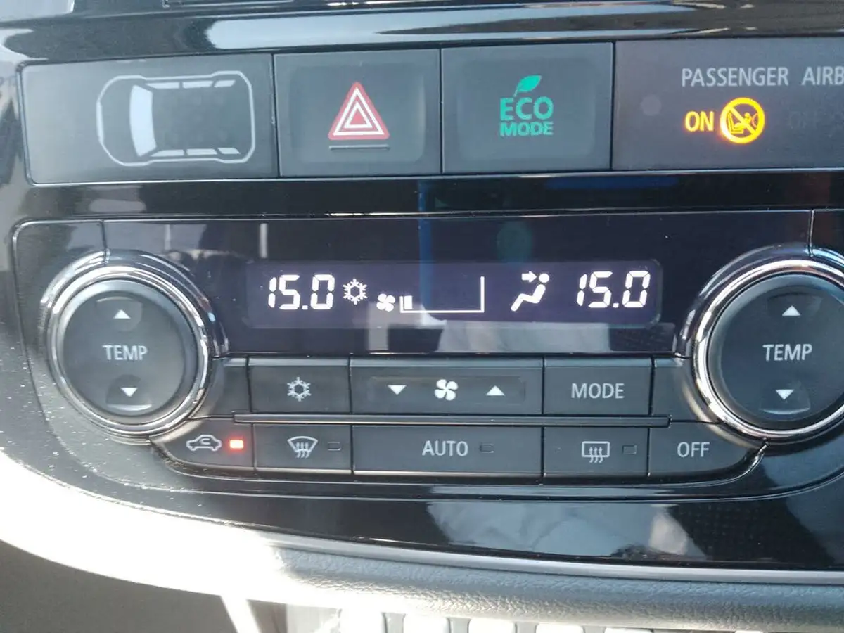 2017-mitsubishi-outlander-20-4hs-phev-5st-big-37