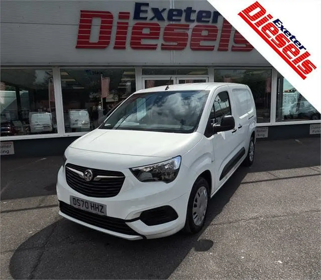 2020-vauxhall-combo-15cdti-sportive-2300-100pseu6d-t-l2h1-crewcab-big-0