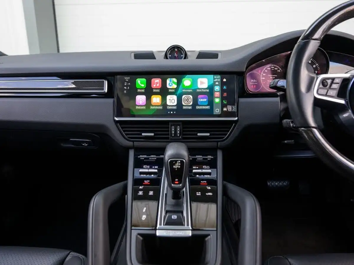 2022-porsche-cayenne-30-v6-platinum-edition-coupe-big-36