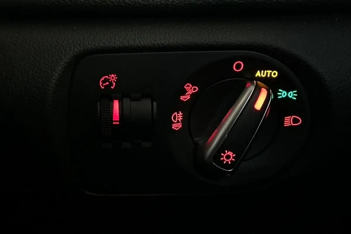 2018-audi-q3-20-tdi-quattro-black-edition-184ps-s-tronic-big-24