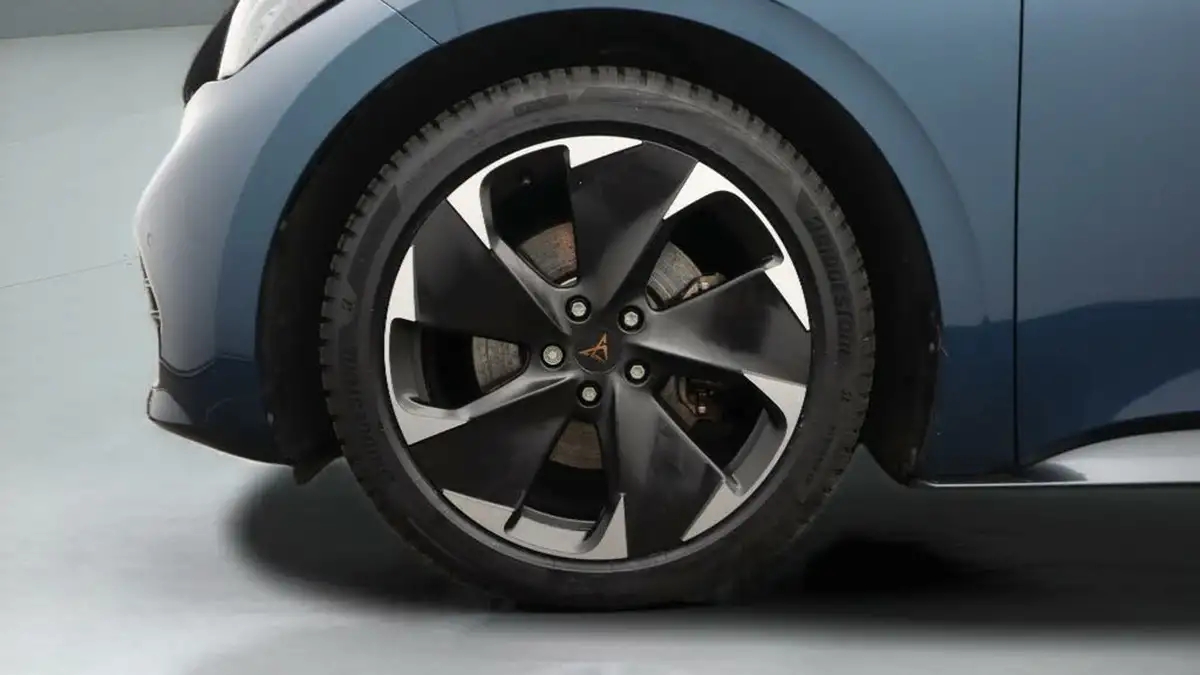 2022-cupra-born-e-v2-204ps-58kwh-big-18