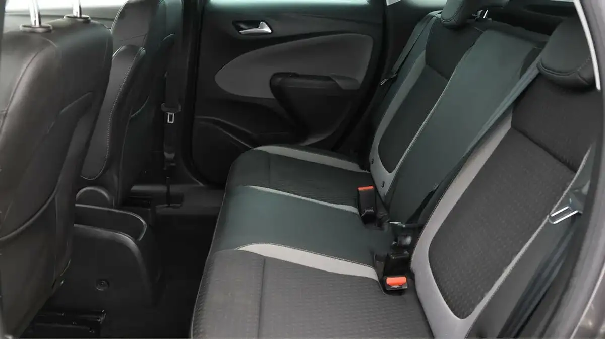 2019-vauxhall-crossland-x-12i-elite-big-15