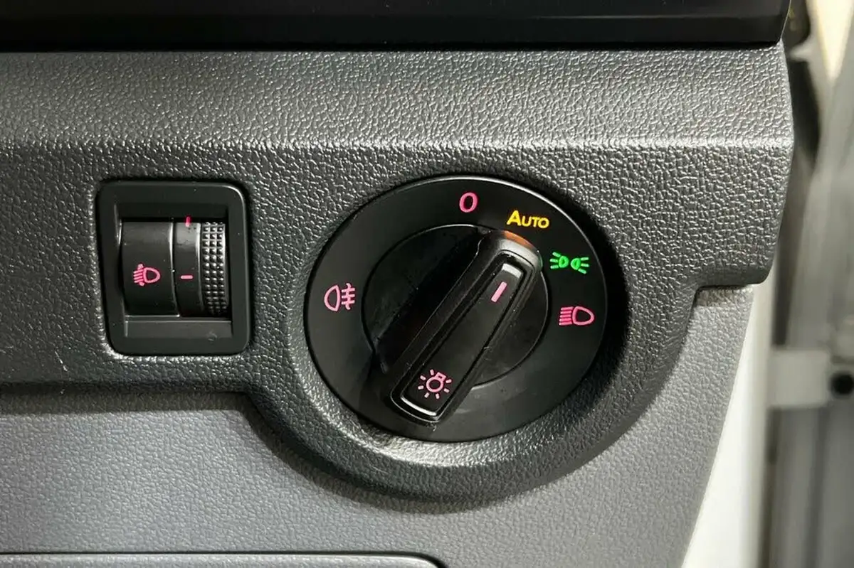 2021-volkswagen-t-cross-10-tsi-s-big-31