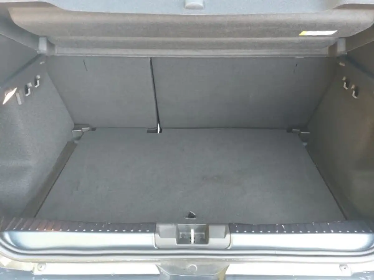2022-dacia-sandero-stepway-10-tce-comfort-90bhp-big-7
