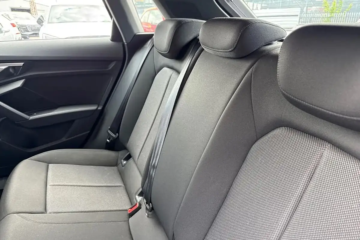2023-audi-a3-10-30-tfsi-technik-big-18