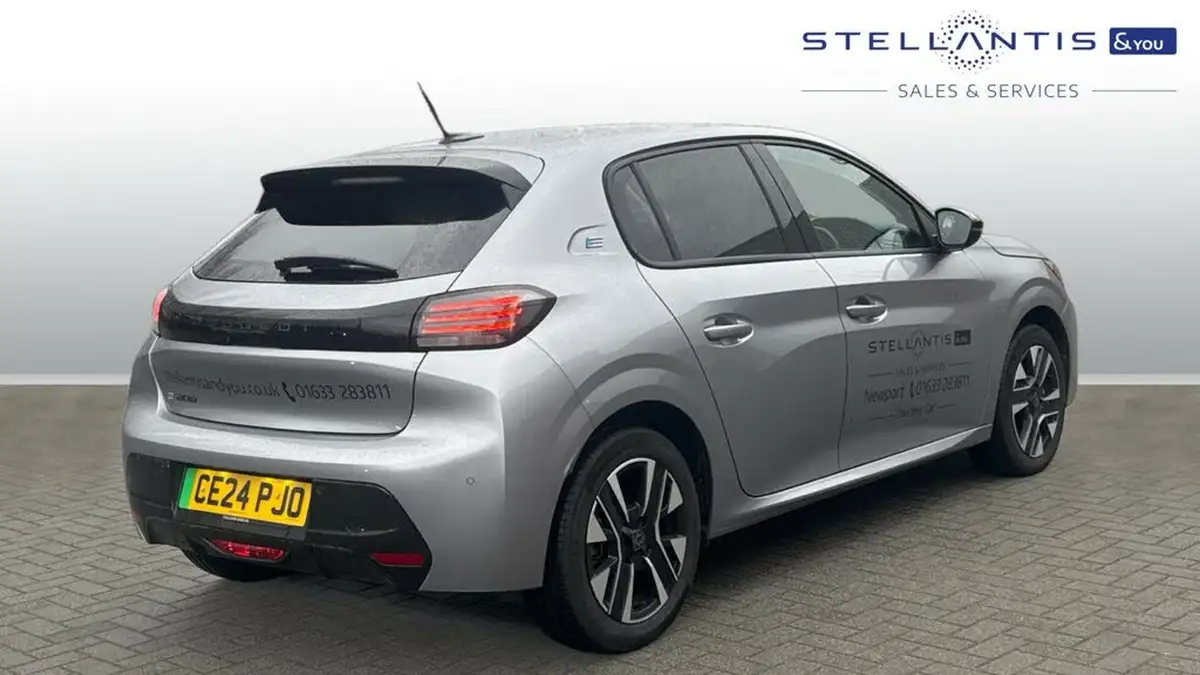2024-peugeot-208-e-e-style-big-2