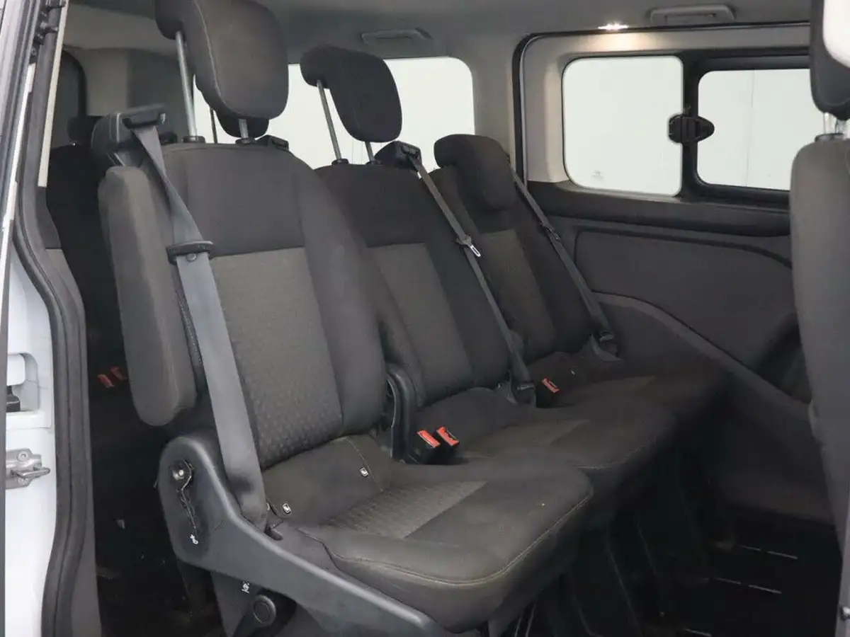 2019-ford-tourneo-custom-20tdci-320-l1-zetec-105ps-big-20