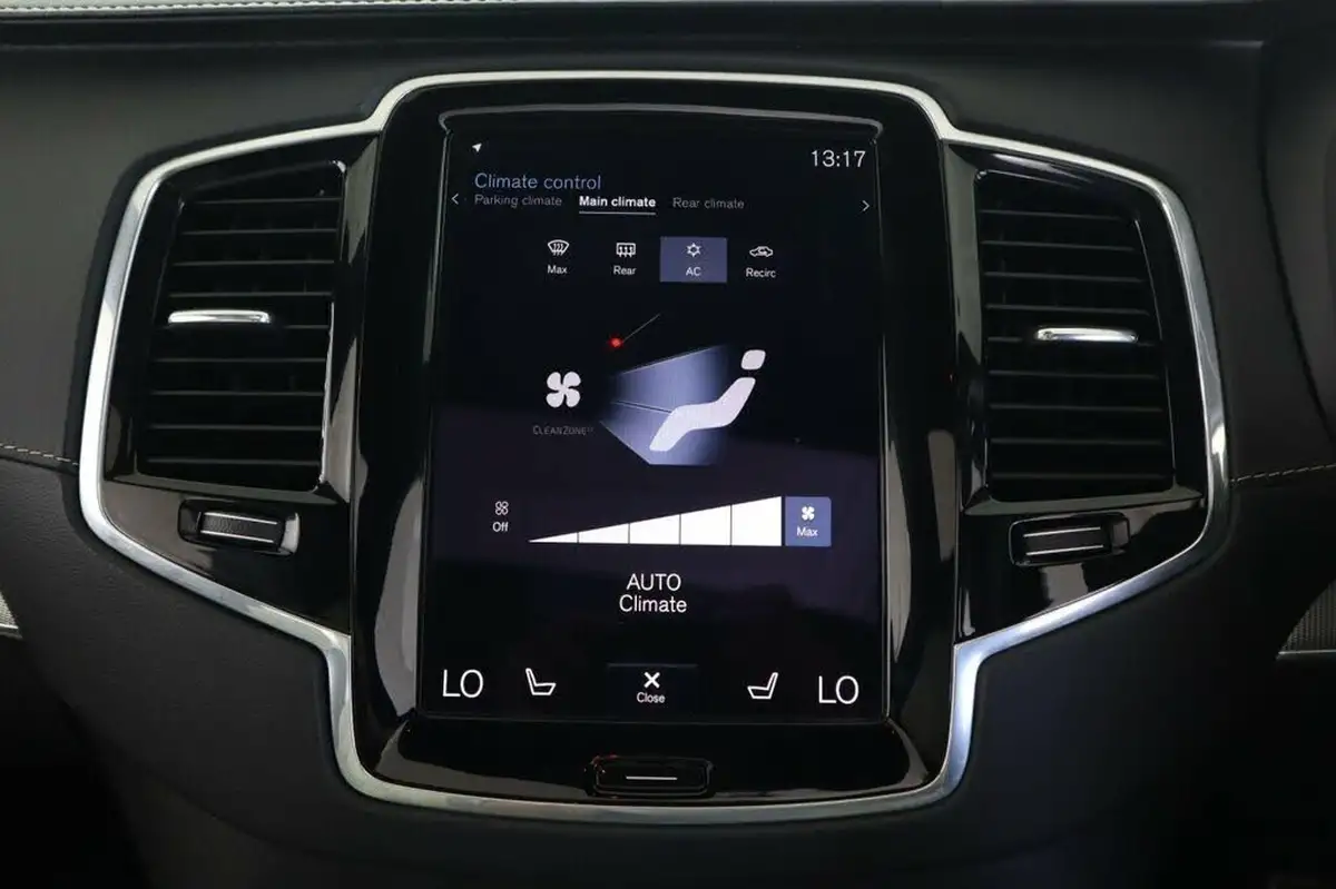 2019-volvo-xc90-20-t8-r-design-pro-390bhp-big-38
