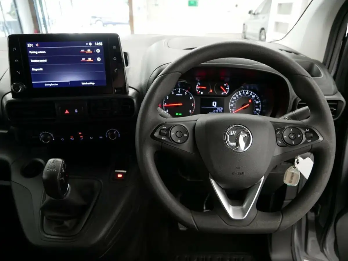 2021-vauxhall-combo-15cdti-sportive-2000-100pseu6dt-big-12