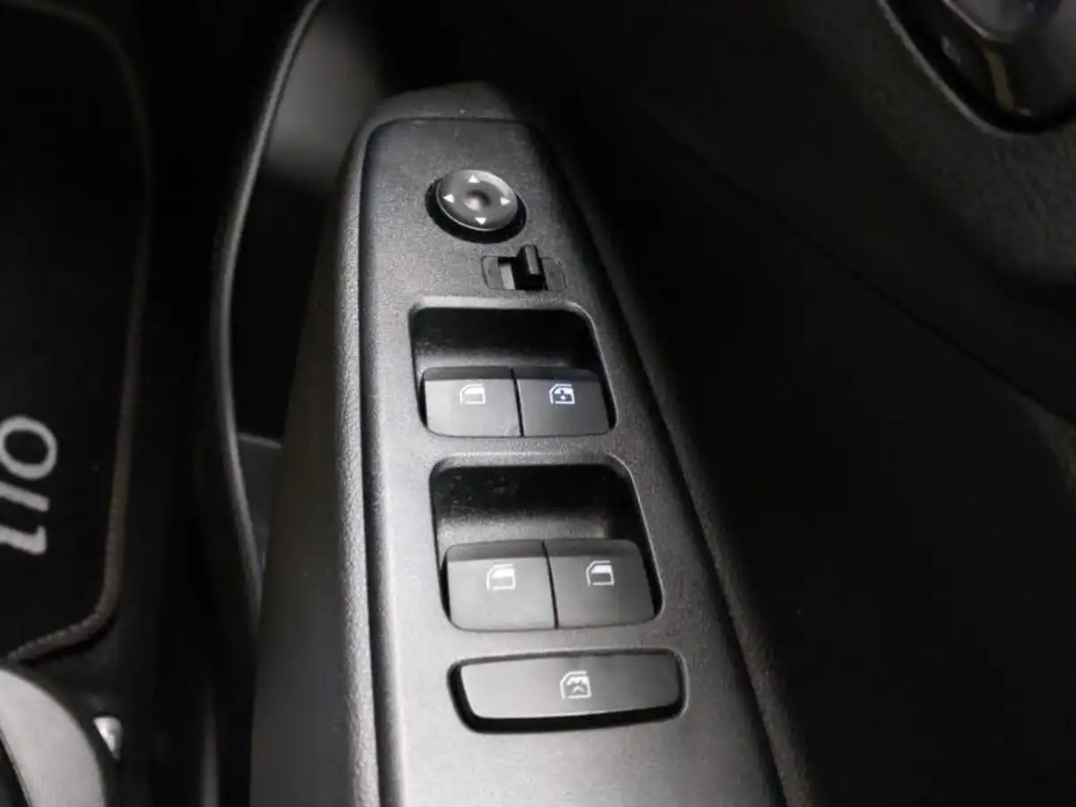 2023-hyundai-i10-10-t-gdi-n-line-big-18